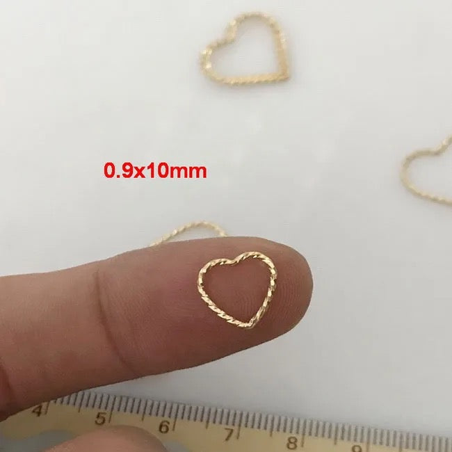 Gold Filled hammered heart connector