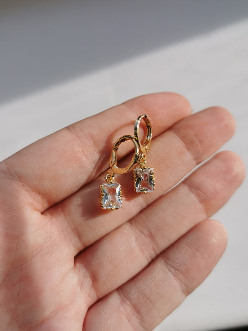 Bella - 14k Gold Plated Huggie earrings